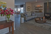  Vacation Hub International | Ocean Bay Guesthouse Room