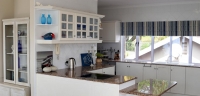  Vacation Hub International | Acacia Crescent Seaview Manor Room