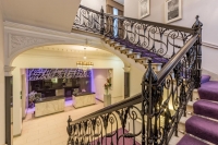  Vacation Hub International | Thistle Holborn - The Kingsley Room