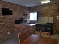  Vacation Hub International | Burgersfort Guesthouse Room