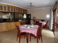  Vacation Hub International | OTJ Pride Guest House Room
