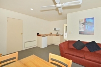  Vacation Hub International | BK'S Pohutukawa Lodge Room
