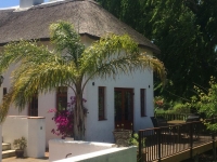  Vacation Hub International | Acara Guest House Room
