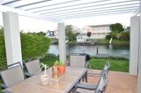  Vacation Hub International | Thesen Islands - Well Appointed Luxury Apartment Room