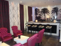  Vacation Hub International | Hotel California Barcelona Room