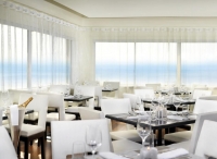  Vacation Hub International | The Huntley Hotel Room