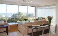  Vacation Hub International | Waters Edge Room