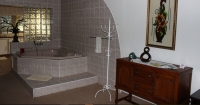  Vacation Hub International | Everwood Guesthouse Room
