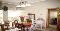  Vacation Hub International | De Hoek Guesthouse Room