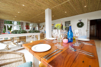  Vacation Hub International | Mountain Shadows Guest House Room