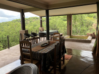  Vacation Hub International | Leopards Rock Bush Boutique Room