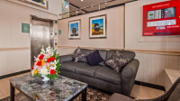  Vacation Hub International | Best Western JFK Airport Hotel Room