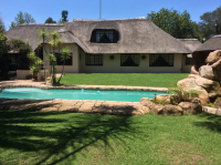  Vacation Hub International | Villa Schreiner Guesthouse Room