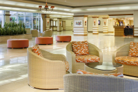  Vacation Hub International | DoubleTree by Hilton Hotel at the Entrance to Universal Orl Room