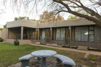  Vacation Hub International | The Suburban Room