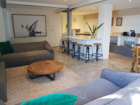  Vacation Hub International | Copper Beach Guest House Room