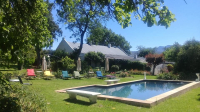  Vacation Hub International | Bellingham Homestead Room