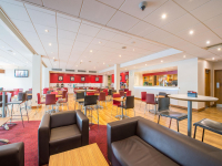  Vacation Hub International | Travelodge London Docklands Room