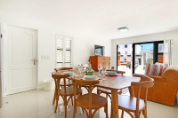  Vacation Hub International | Azure 4 Room