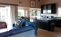  Vacation Hub International | Swallow's Nest Room