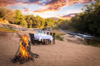  Vacation Hub International | Explorers Lions Rock -  Rapids Camp Room
