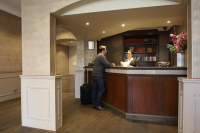  Vacation Hub International | Phoenix Hotel Room