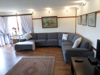  Vacation Hub International | Rose & Ivy Room