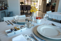  Vacation Hub International | Hilltop Guesthouse Room