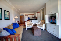  Vacation Hub International | Makarios on Sea Room