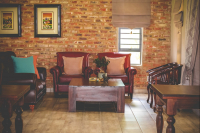 Vacation Hub International | 2 Owls Guesthouse Room