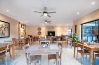  Vacation Hub International | Africa Beach Bed and Breakfast Room