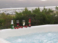 Vacation Hub International | Majestic Views Room