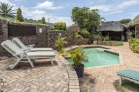  Vacation Hub International | Summer Blue Guesthouse Room