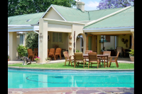  Vacation Hub International | Durnford's Lodge Room