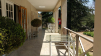  Vacation Hub International | Peaches and Cream Bed & Breakfast Room