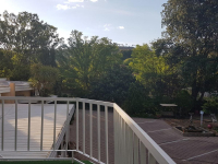  Vacation Hub International | Woodpecker Guest House Room