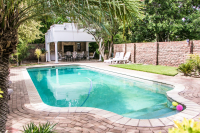  Vacation Hub International | Middle Street Manor Room