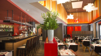  Vacation Hub International | Crowne Plaza Brugge Room