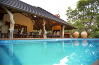  Vacation Hub International | Bush Lovers Lodge Room