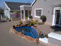  Vacation Hub International | Herbertdale Guesthouse Room