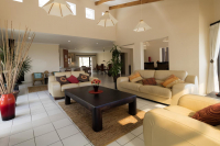  Vacation Hub International | Aurora Penthouse Room