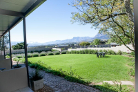  Vacation Hub International | Bona Vista Room