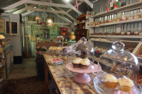  Vacation Hub International | Riverdeck Country Accommodation-Lavender Cottage Room