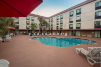  Vacation Hub International | Red Roof Inn Myrtle Beach Hotel - Market Commons Room