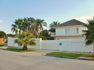  Vacation Hub International | Spinnaker B&B Room