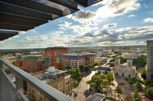  Vacation Hub International | Drury Plaza Hotel San Antonio Riverwalk Room