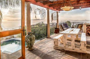  Vacation Hub International | La Vue Parfaite Room