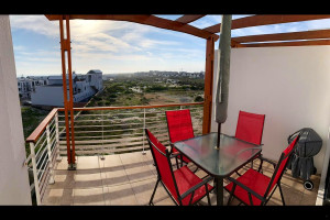  Vacation Hub International | Azure 219 Room