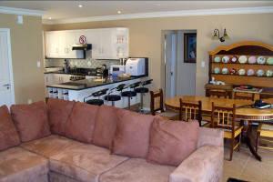  Vacation Hub International | Clarens Accommodation Bookings - Blue Gum Villa 69 Room