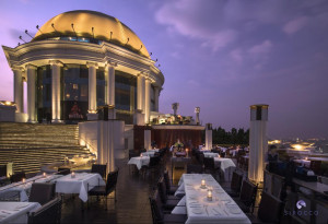  Vacation Hub International | lebua at State Tower Room